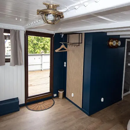 Maelardrottningen Yacht 3*