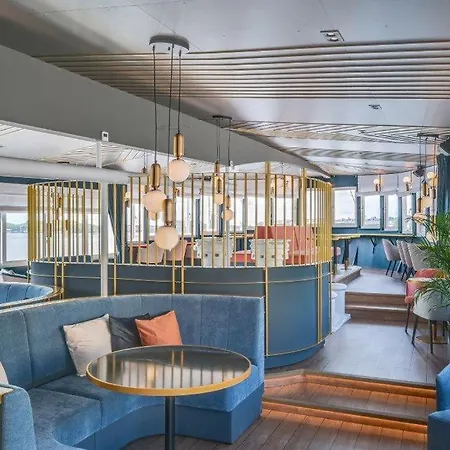 Maelardrottningen Yacht Estocolmo