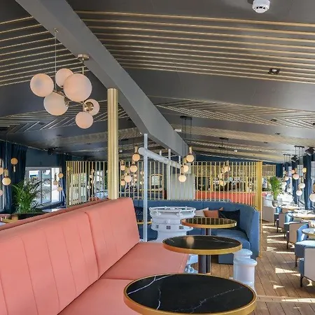 Maelardrottningen Yacht 3* Estocolmo