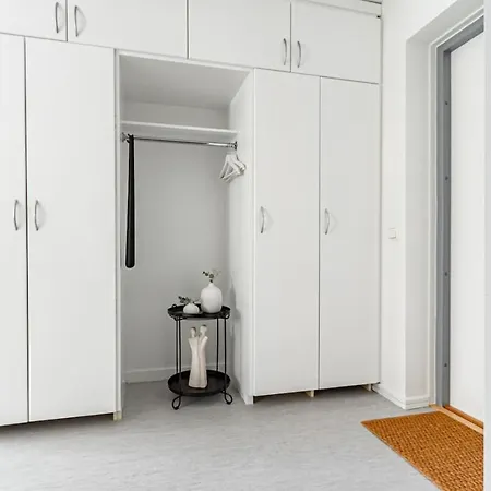 شقة Budget-friendly On Soedermalm, Construction Work