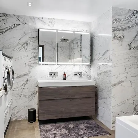 Lyxig I Solsidan Villa Stockholm