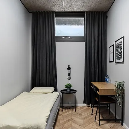 Kallhaellsbaden Strandhotell Vandrarhem *