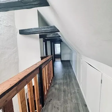 Lägenhet Penthouse - Old Town