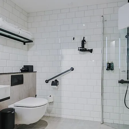 Hotel With Urban Deli 4*