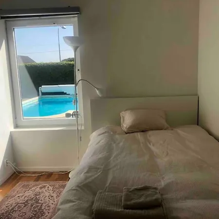 - With Pool & Sauna Villa *