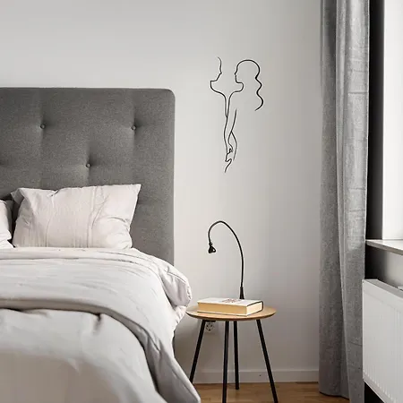 La Nordic Chic With Free Parking *