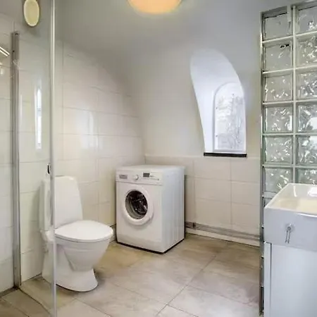 Spacious 5 Bedroom House In * Stockholm