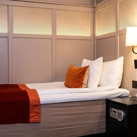 Scandic Grand Hotel 4*