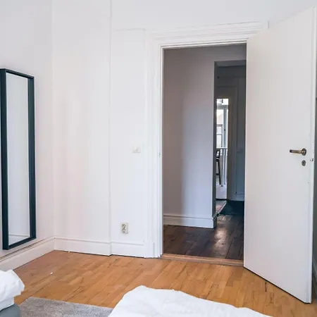 Lyxig Sekelskiftesvaning I Sthlm Apartment *
