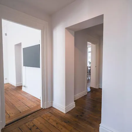 Apartment Lyxig Sekelskiftesvaning I Sthlm *