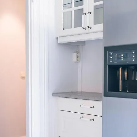 Lyxig Sekelskiftesvaning I Sthlm Apartment Stockholm