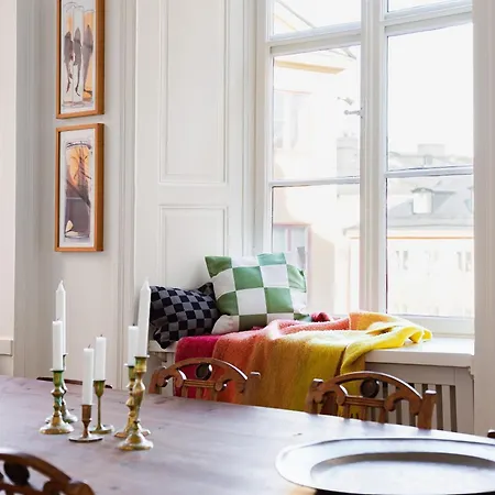 Apartment Large 2br In Gamla Stan *
