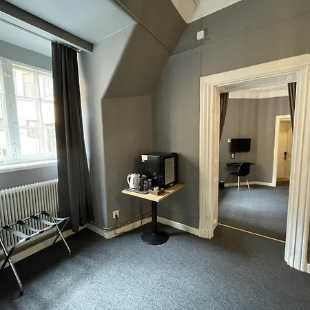 Unique Hotel 3*