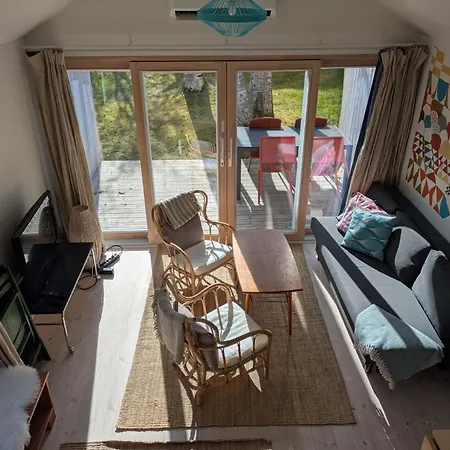 Sparkling Newly Built House Close To & Nature 스톡홀름