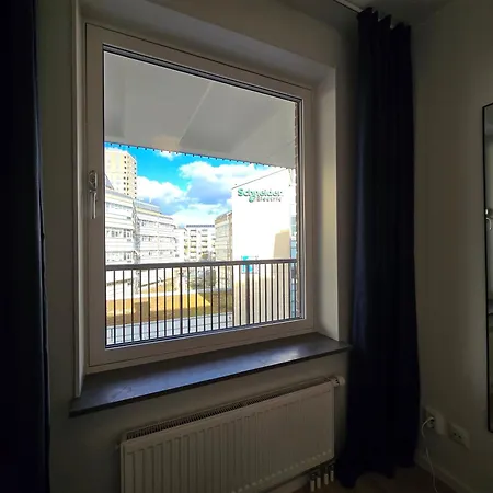 Apartment And Modernt *