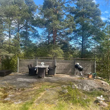 Charmigt Hus Pa Vindoe *