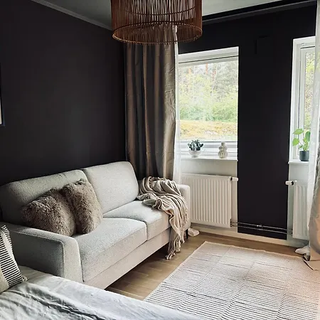 Stylish 1 Bedroom *