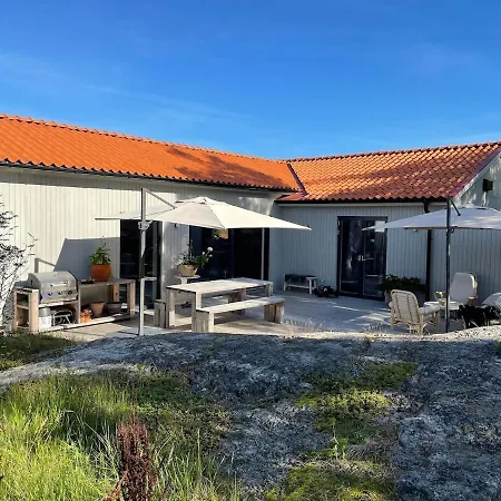 Modern Near With 4 Bedrooms 别墅 斯德哥尔摩
