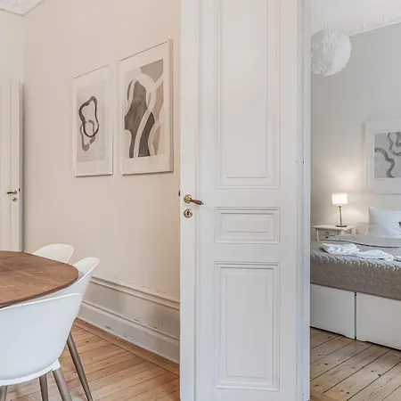 Lejlighed Laegenhet I Centrala Stockholm