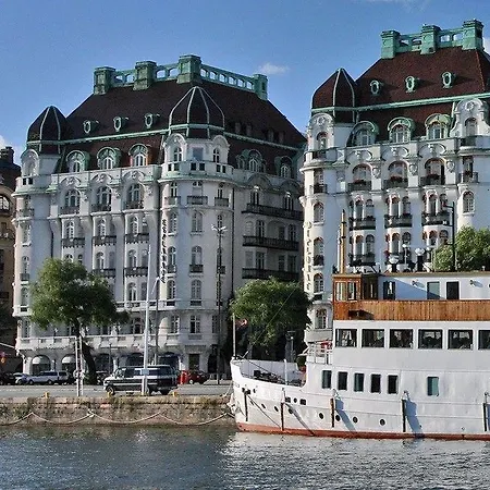 Hotel Esplanade, Bw Signature Collection 4*