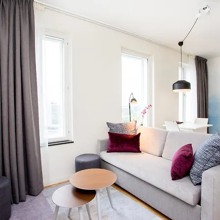 Apartdirect Aelvsjoe 3* 스톡홀름