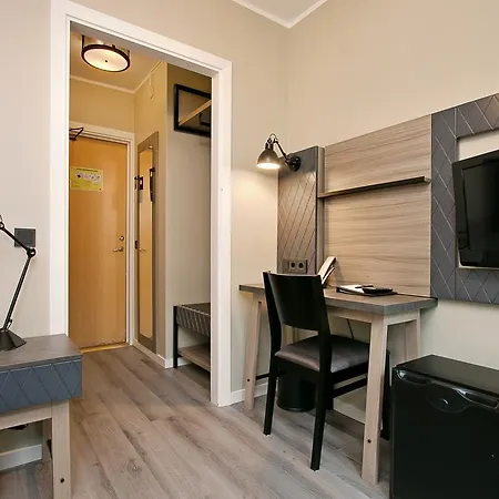Hotel First Brommaplan