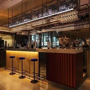 斯堪乌普兰德花园酒店 3*