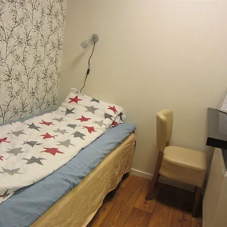 3 Star Hostel *