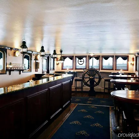 Maelardrottningen Yacht Estocolmo