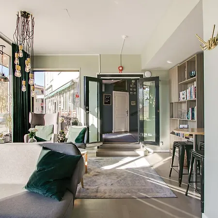 Hotel First Brommaplan