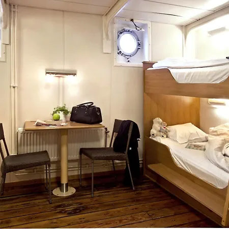 Stf Af Chapman & Skeppsholmen Stockholm