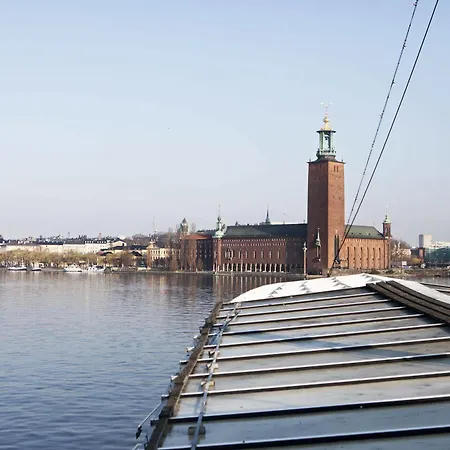 Maelardrottningen Yacht 3*