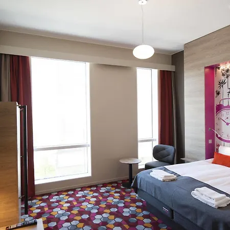 L Hammarby Sjoestad Hotel 3*