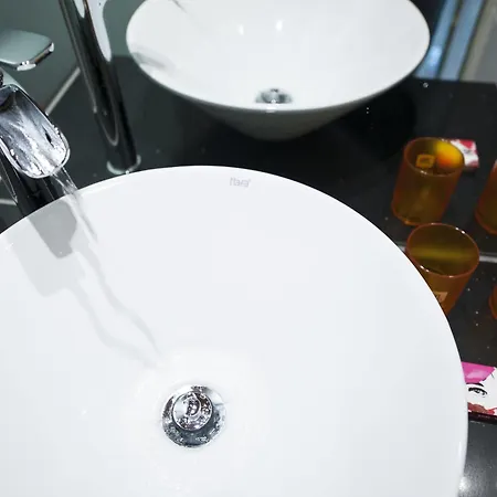 L Hammarby Sjoestad Hotel 3*