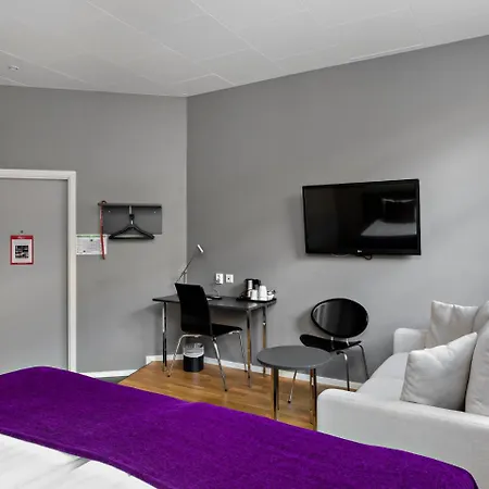Hotel Aiden By Western 3*