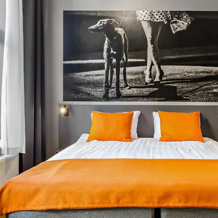 Aiden By Western Hotel 3*