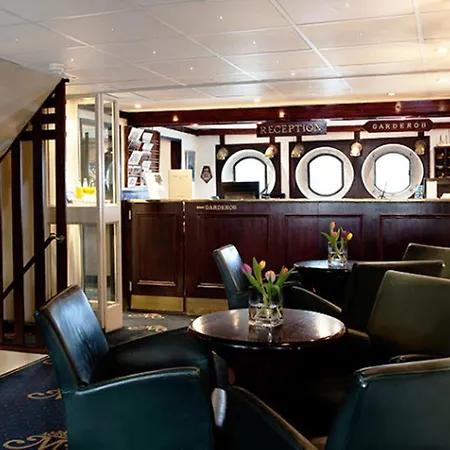 Maelardrottningen Yacht 3*