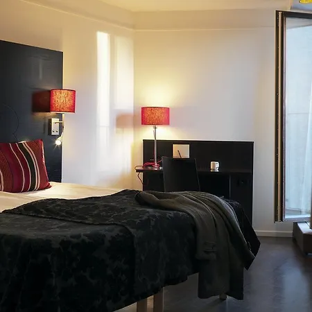 Scandic Park 4*