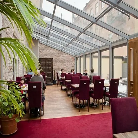Rex Hotel
