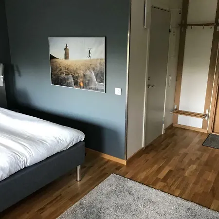 Hotel First The 4*