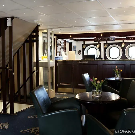 Hotel en barco Maelardrottningen Yacht Estocolmo