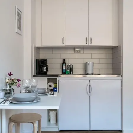 Daire Comfortable Newly Renovated Studio At Kungsholmen