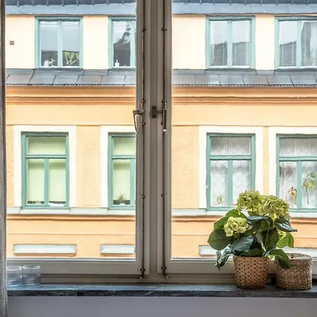 Comfortable Newly Renovated Studio At Kungsholmen Daire *