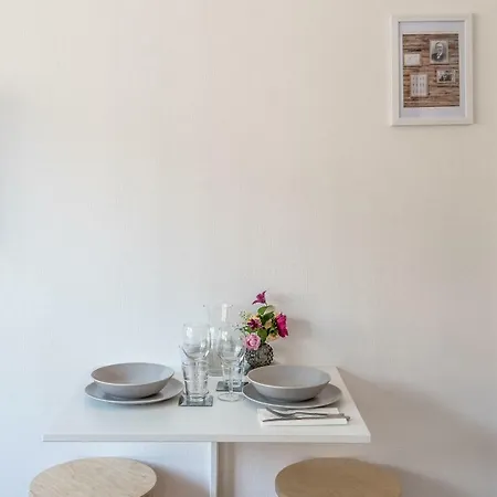 Comfortable Newly Renovated Studio At Kungsholmen * Stokholm