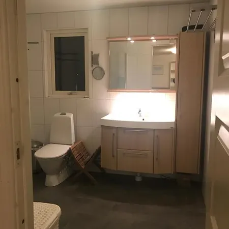 Dubbelrum Med Tillgang Till Delat Vardagsrum, Kok O Bad Stockholm