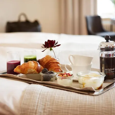Hotel Diplomat