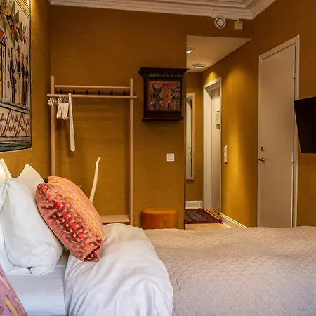 Hotel Lady Hamilton 4*