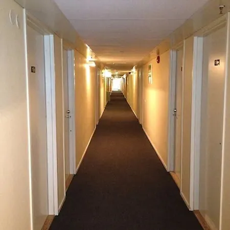 Dialog Szálloda Varby