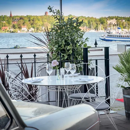 Elite Marina Tower 4* Nacka
