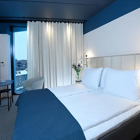 Western Grow Hotel 4*